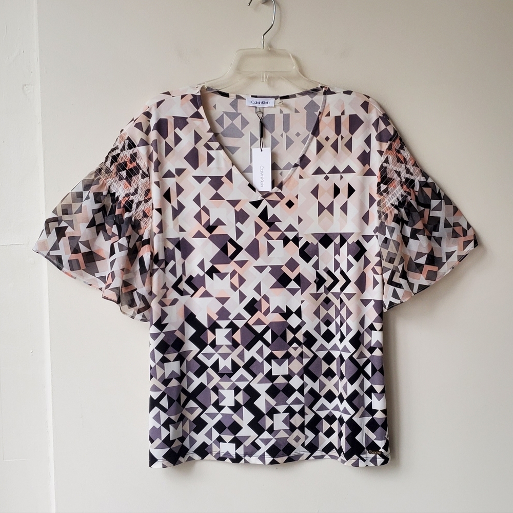 NWT Calvin Klein V-neck Top